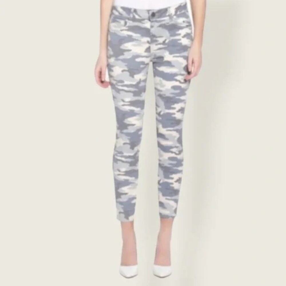 BlankNYC The Sullivan Light Green Camo Printed Pants Jeans Stretchy Y2K